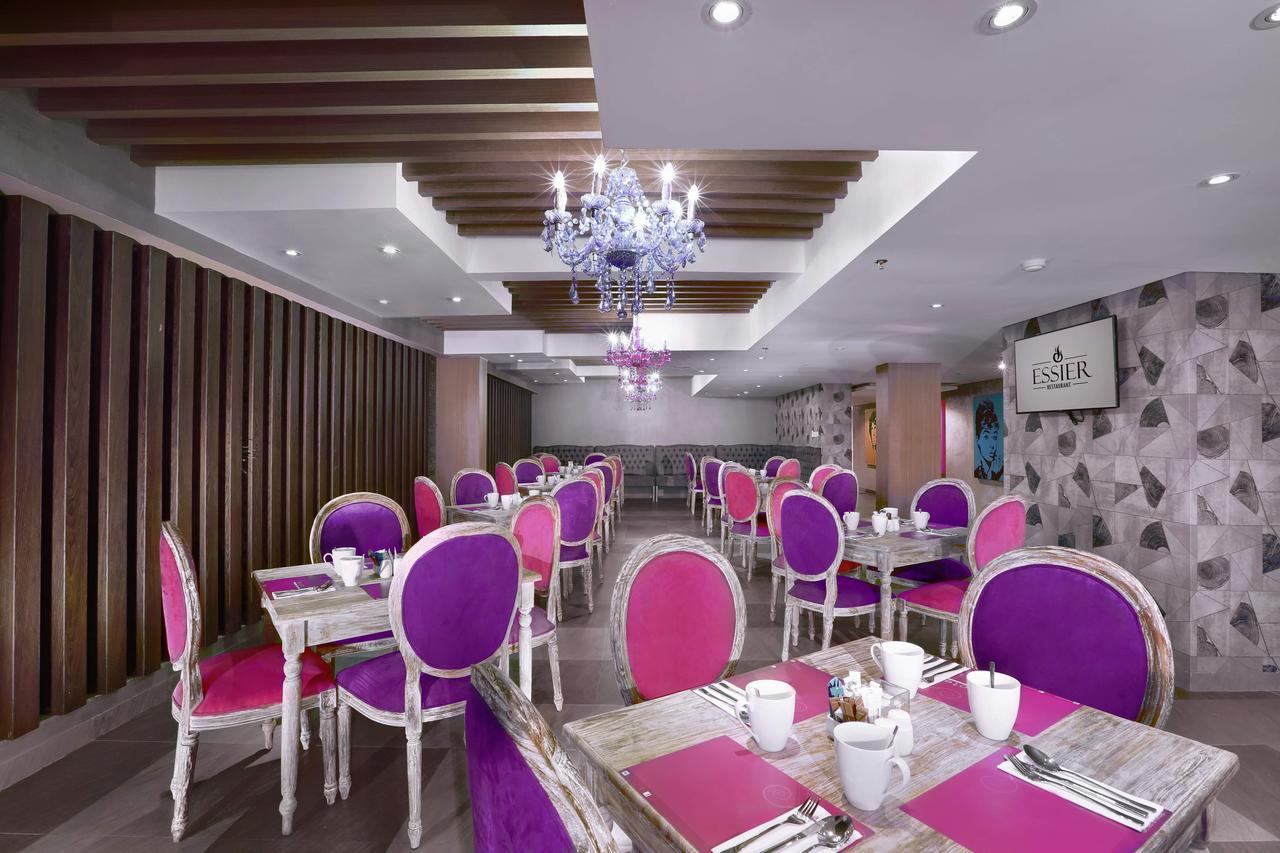 The Vasini Hotel Denpasar Exterior foto